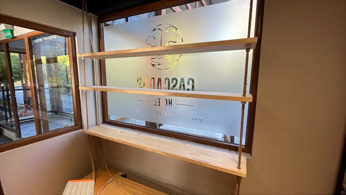 Mueble comercial a medida DeRoá