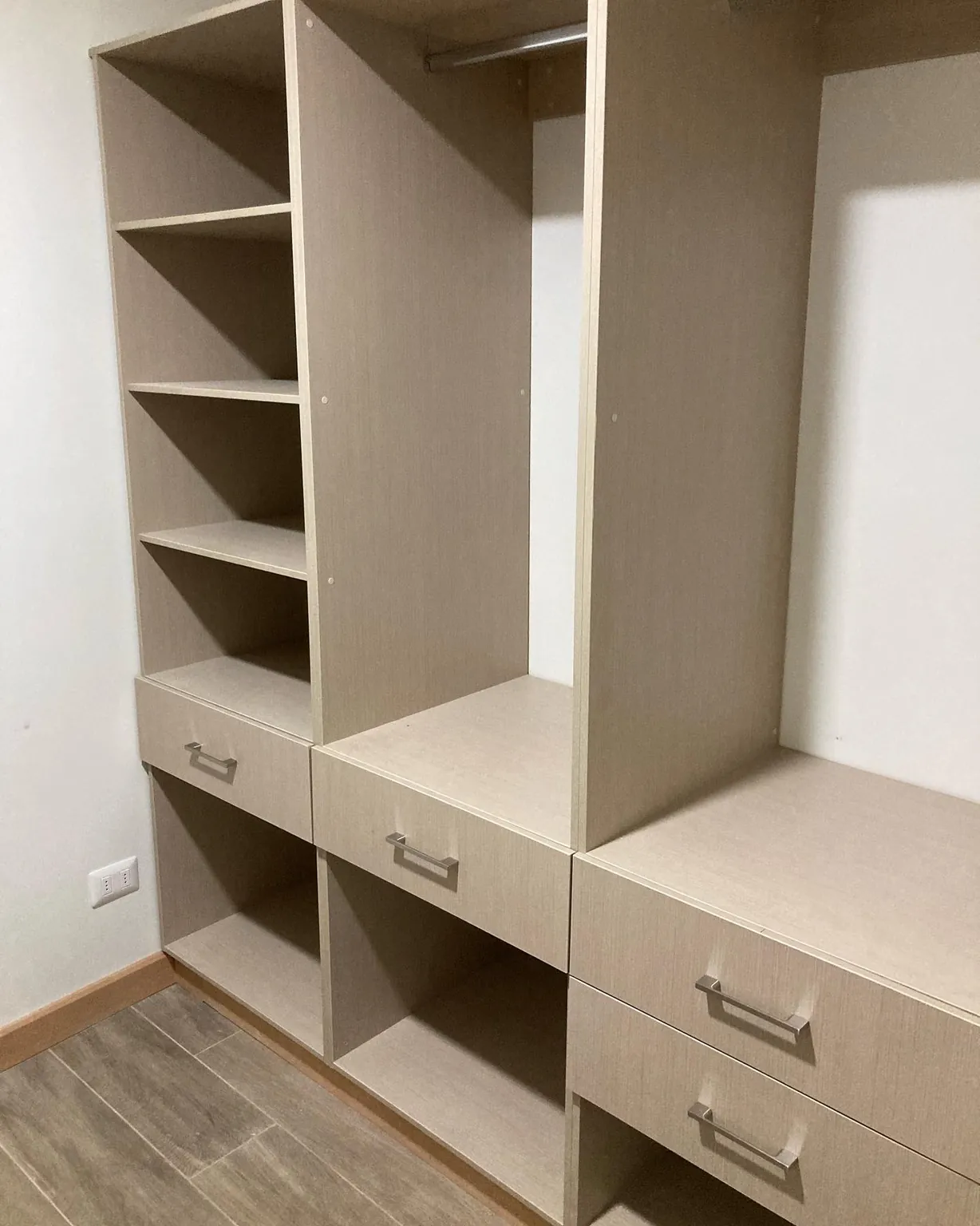 Clósets y Walk-in a medida DeRoá