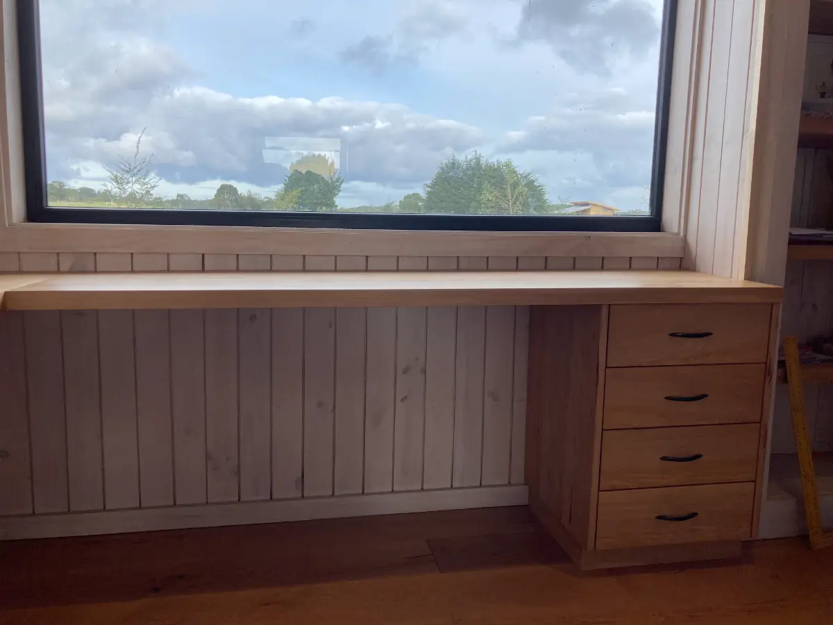 Mueble de oficina a medida DeRoá